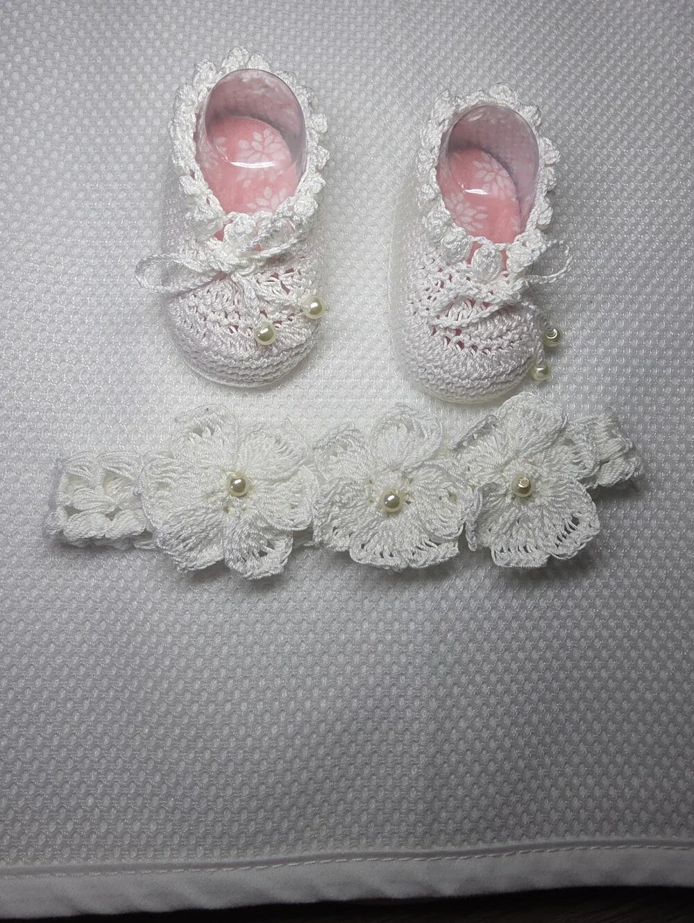 Handmade  Crochet Baby Booties with Floral Headband Set Pink,red,cream,white